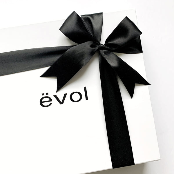 The Deluxe Gift Box